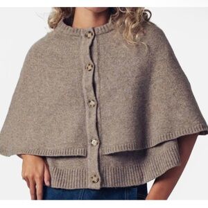 Urban Daizy Cape Cardigan NWT